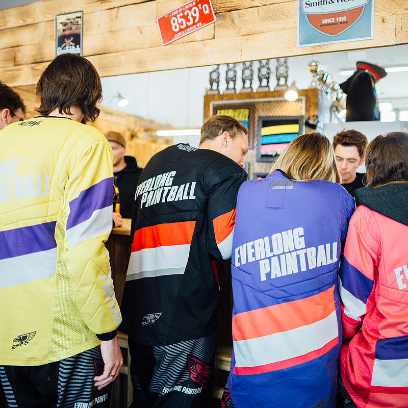 Paintballaction mit deiner Crew