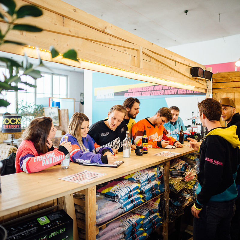 Paintballspaß mit deiner Geburtstagscrew